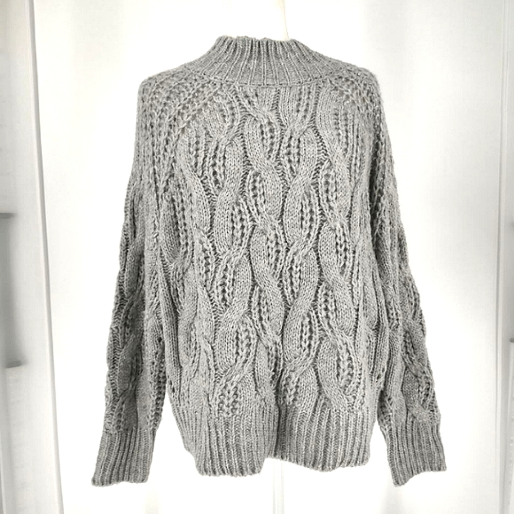 Cliche Grey Knit Sweater Size Large